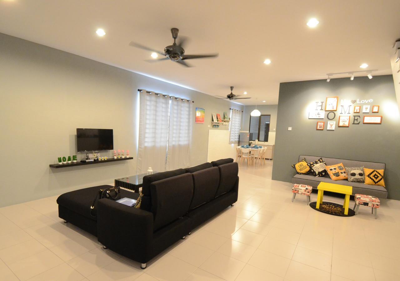 Decozy Homestay อิโปห์ ภายนอก รูปภาพ